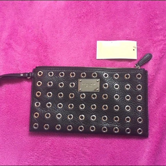 NWT Michael Kors Wristlet Clutch - Picture 2 of 6